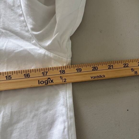 The Nike Tee Small White Lightweight Swoosh Activewear Long Sleeve Unisex Shirt - Picture 5 of 10